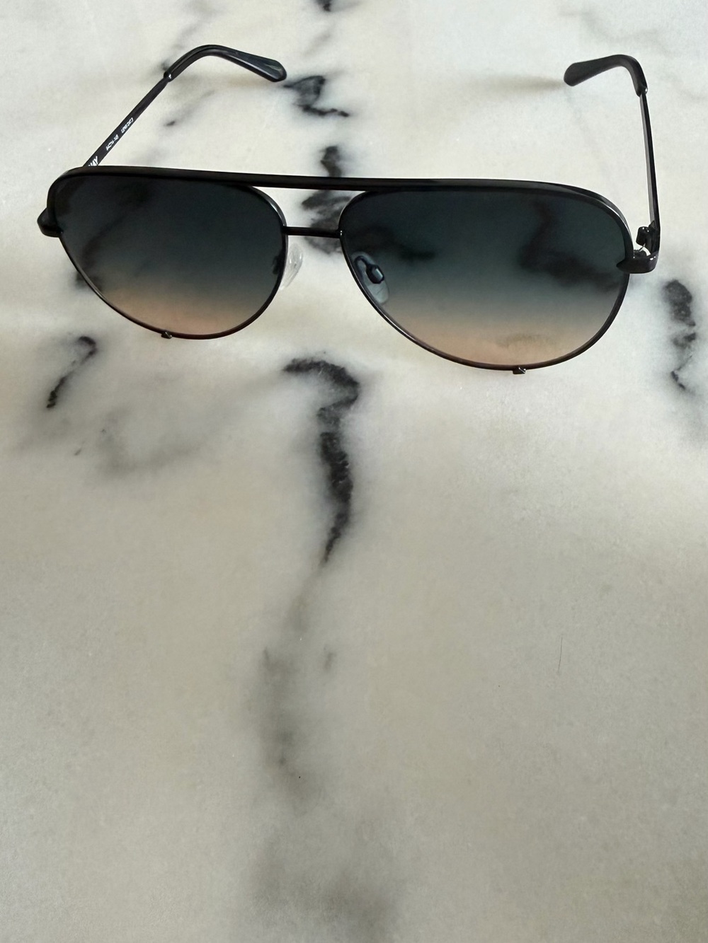High Key Aviator Sunglasses - Black Gradient
